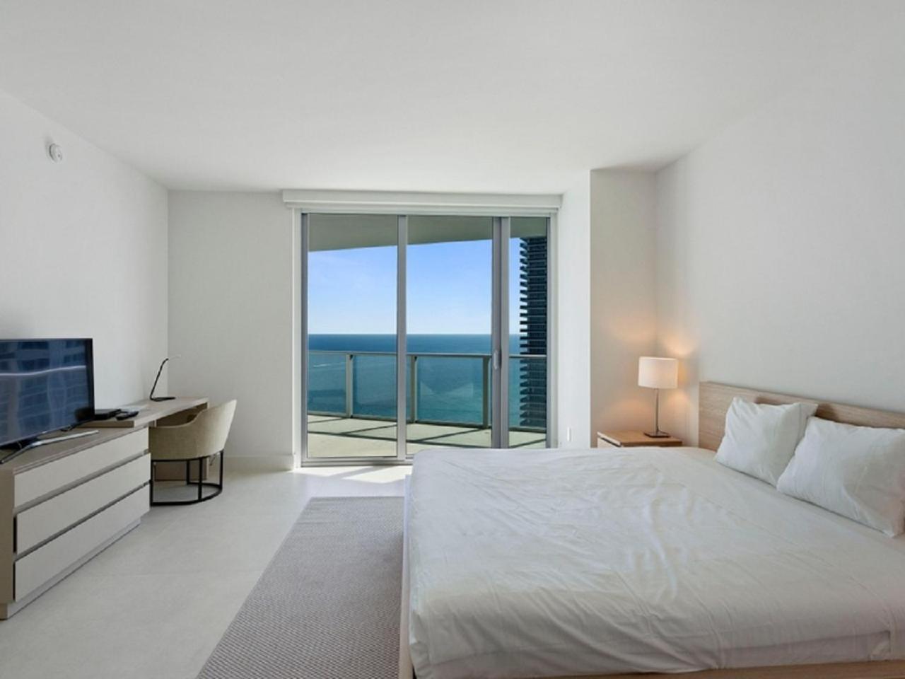 Hide Beach Residences ฮอลลีวูด ภายนอก รูปภาพ